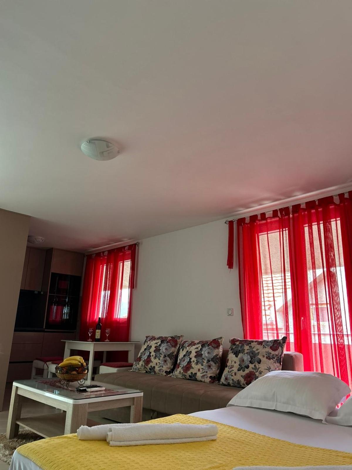 Apartments Marija Tivat Kültér fotó